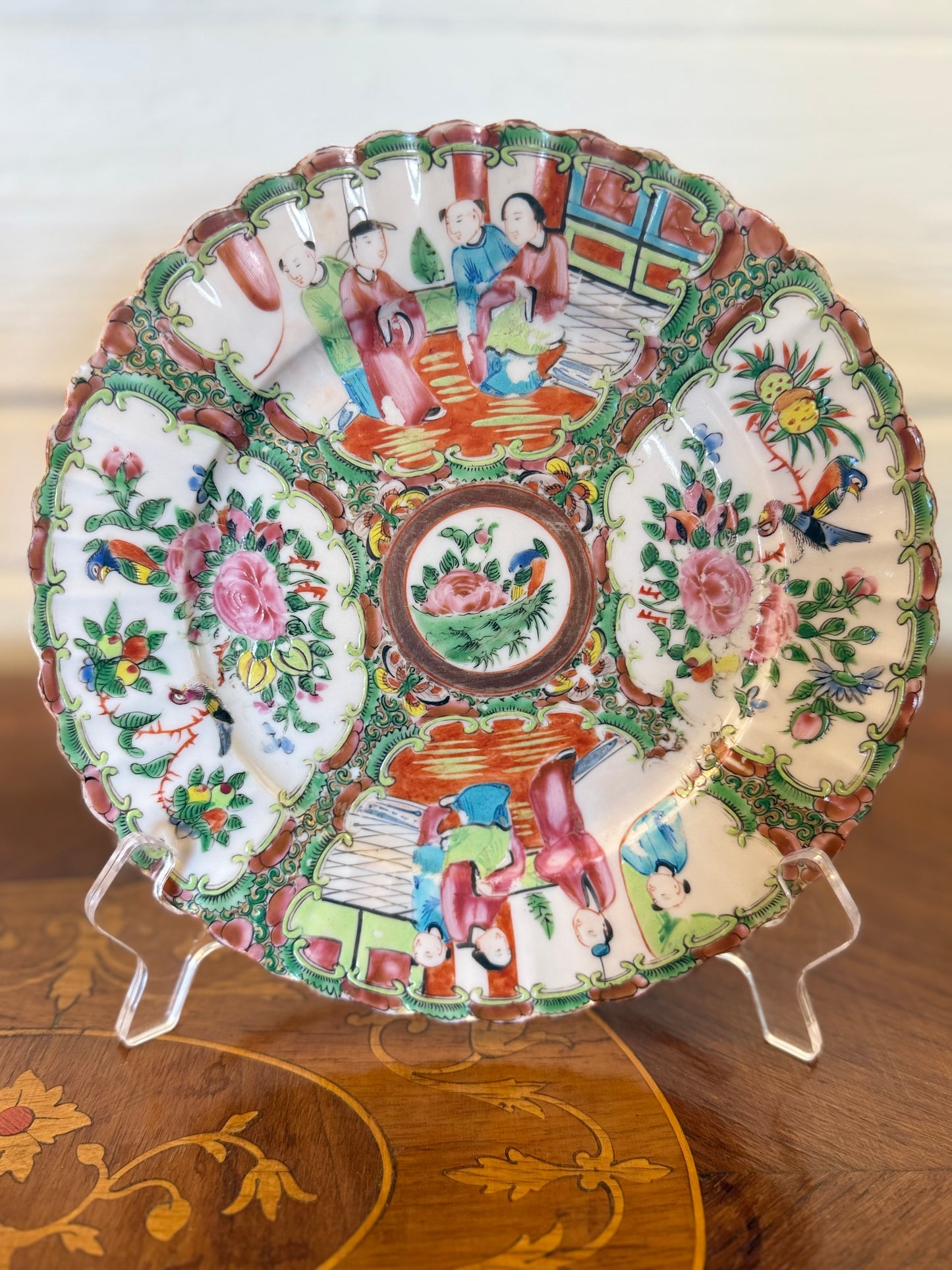 Scallop Rose Medallion Plate