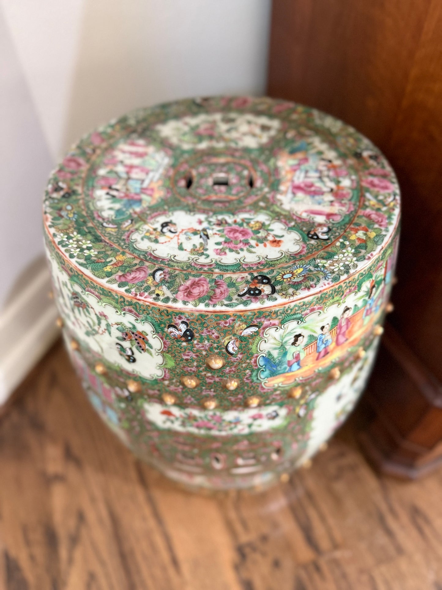 Antique Rose Medallion Garden Stool