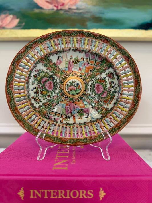 Rose Medallion Reticualted Platter